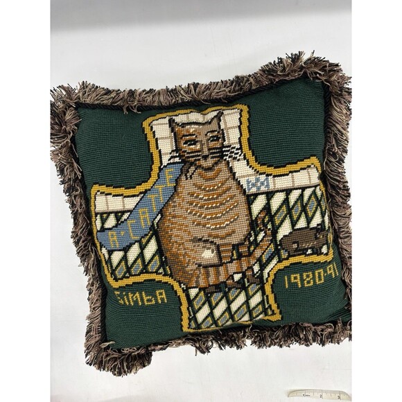 Vtg Needlepoint Tapestry Cat Throw Pillow 15”X 15”Home Decor W/ Fringe Handmade - Picture 2 of 6